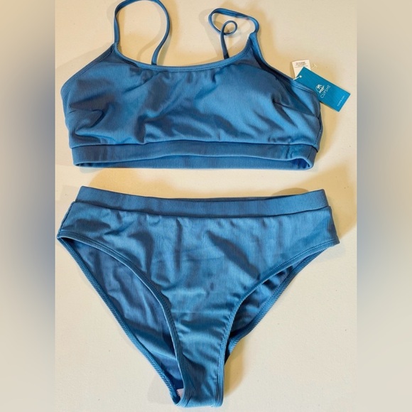 Women’s Large Summer Bundle-NWT & GUC 3 Tops, Shorts, & Bathing Suit - Picture 2 of 11